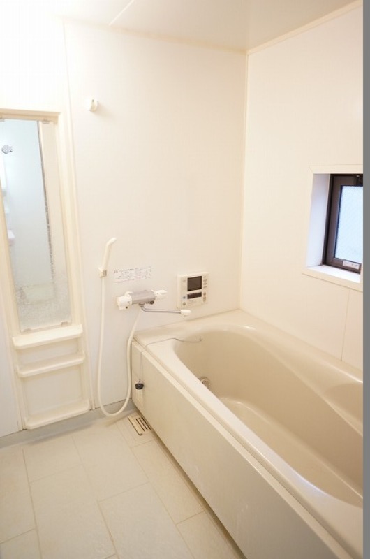 バス・シャワールーム　図面と現状に相違がある場合には現状を優先