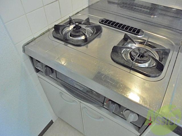 その他　コンロが付いてるので、初期費用がおさえれますね～☆