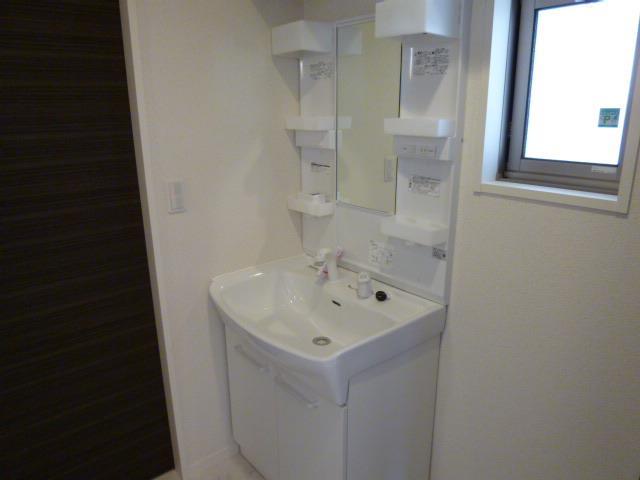 洗面設備　洗髪洗面化粧台