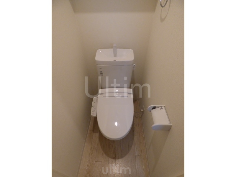 トイレ　※別のお部屋の写真です