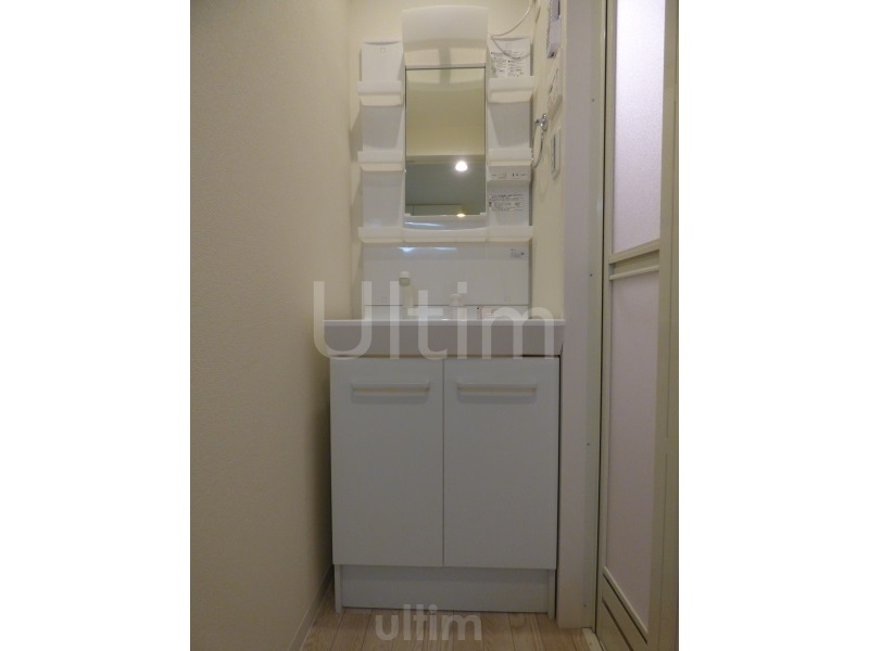 洗面設備　※別のお部屋の写真です