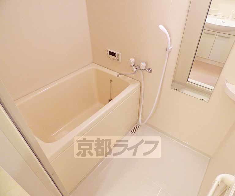 バス・シャワールーム　浴室です。