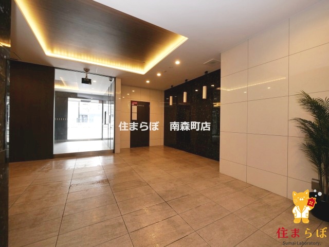 エントランス　共用部の印象も大切に