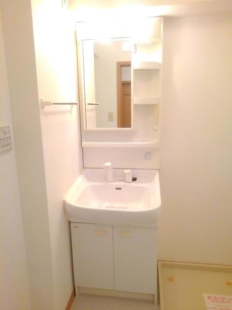 洗面設備　洗面室