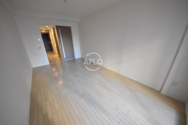 居室・リビング　インザグレイス天神橋　リビング