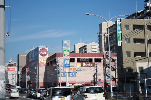 飲食店　ガスト 長田御屋敷通店（飲食店）まで946m