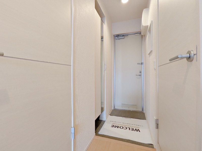 玄関　図面と現状に相違がある場合には現状を優先