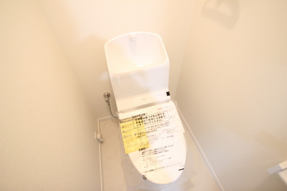 トイレ　※別部屋の写真です