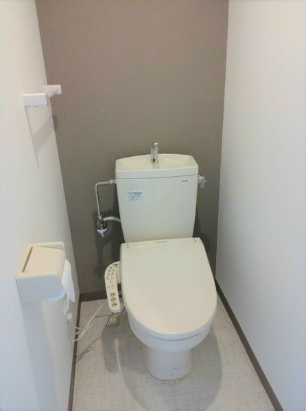 トイレ　ウォシュレット付きです♪