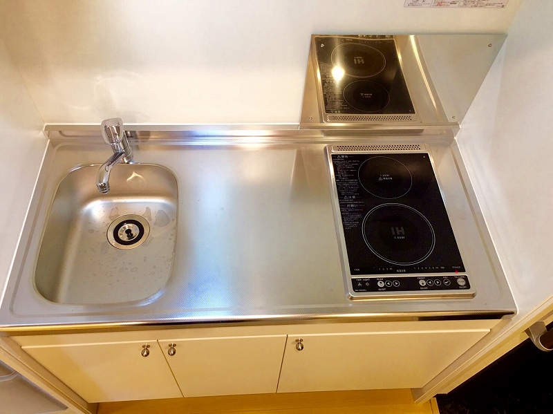 キッチン　設備・仕様は号室により異なる為、現況を優先いたします。