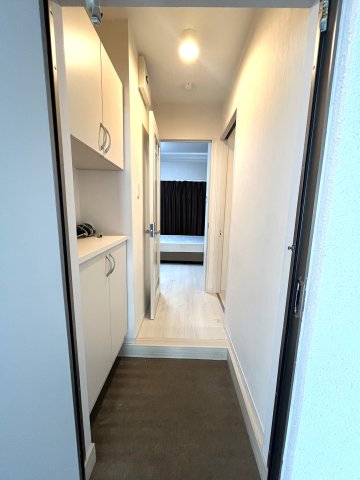 玄関　別号室の写真となります。