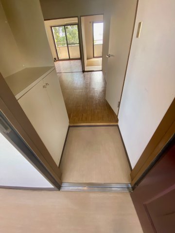 玄関　シンプルで使いやすい玄関です