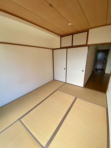 収納　たっぷりとした収納スペースです