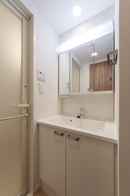 洗面設備　※写真は同タイプ住戸です。