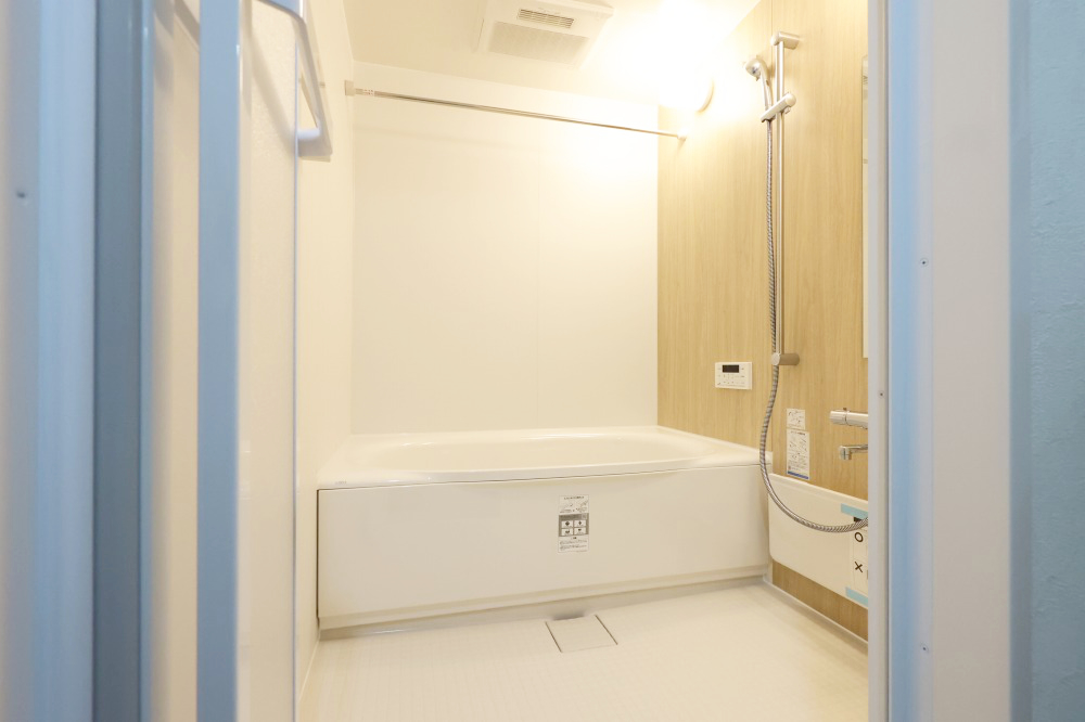 バス・シャワールーム　バス・シャワールーム