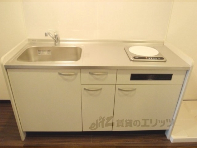 キッチン　調理スペースありますよ。