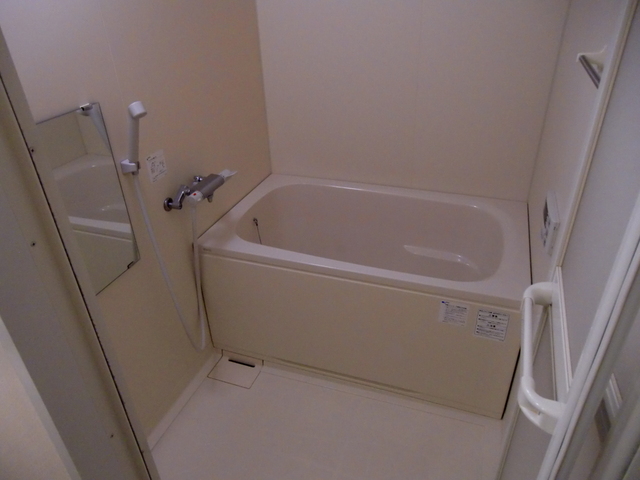 バス・シャワールーム　浴室