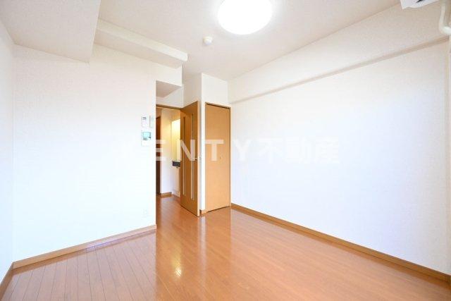 その他部屋・スペース　落ち着いて過ごせるお部屋なので、寝室にいかがでしょうか