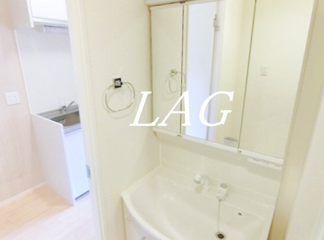 洗面設備　洗面台です。