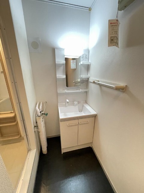 洗面設備　同物件別室のイメージ画像となります