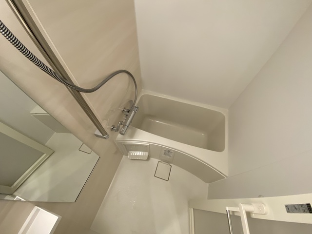 バス・シャワールーム　浴室乾燥機付き