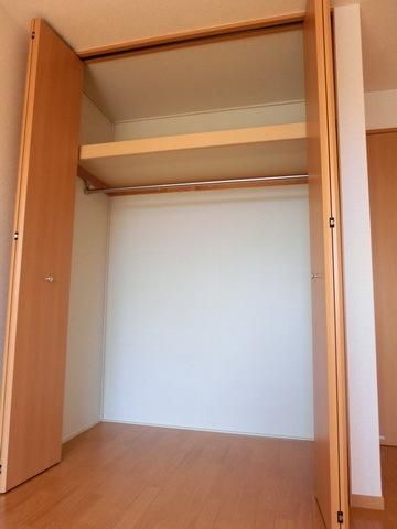 収納　クローゼットがございますので洋服の収納はご心配なく
