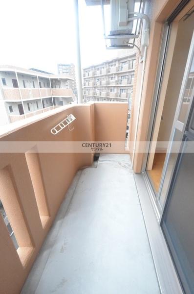 バルコニー　別階