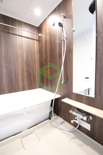 バス・シャワールーム　ゆったり過ごせるお風呂です