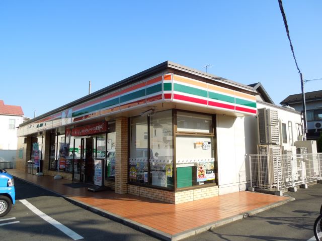 コンビニ　セブンイレブン（コンビニ）まで470m