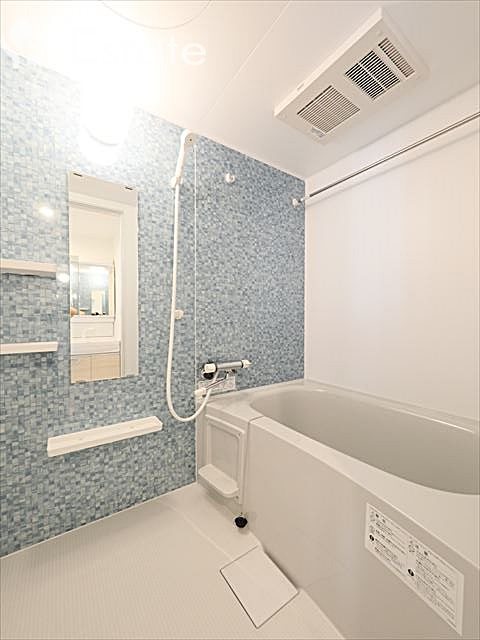 バス・シャワールーム　バスルーム