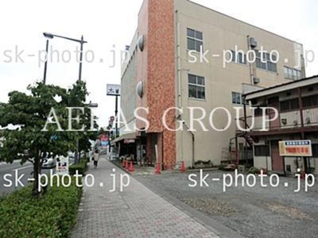 スーパー　山富ストアー（スーパー）まで465m