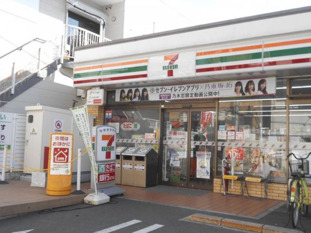 コンビニ　セブン-イレブン 吹田関大前店（コンビニ）まで3m