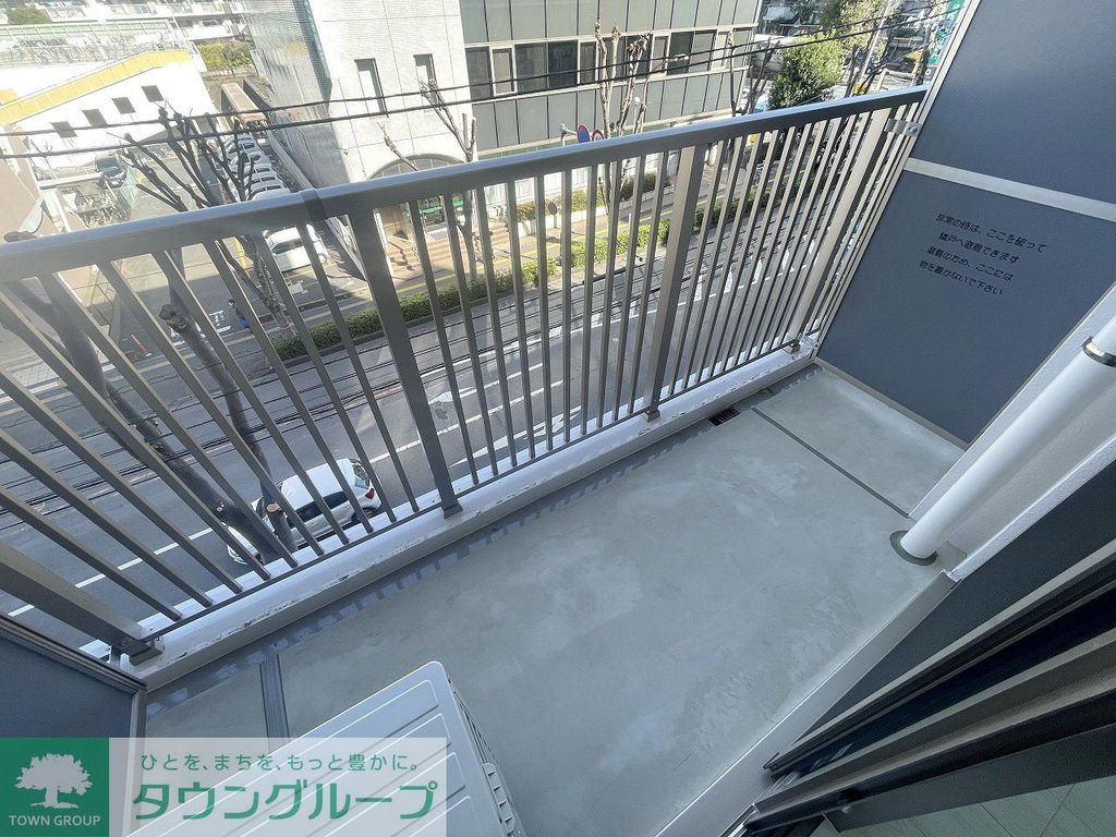 バルコニー　バルコニー