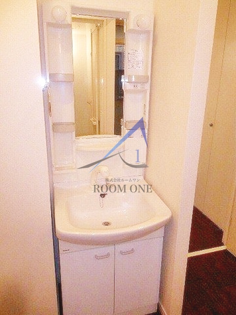 洗面設備　洗面台です。