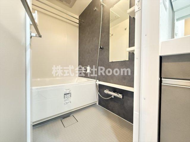 バス・シャワールーム　コンパクトで使いやすいお風呂です