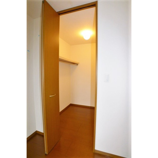 収納　★ウォークイン★