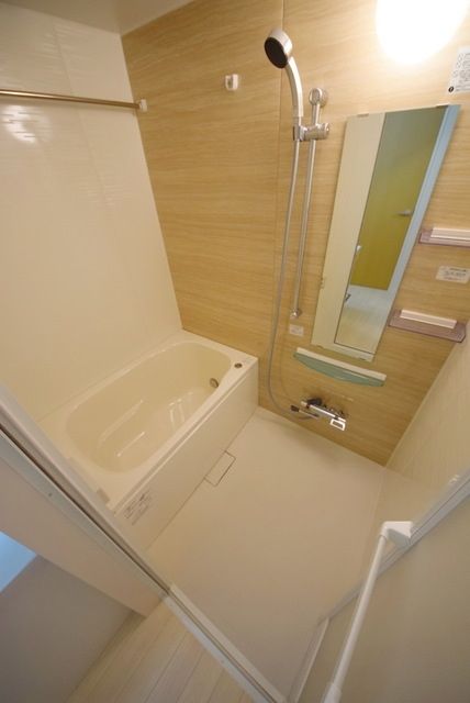 バス・シャワールーム　バス
