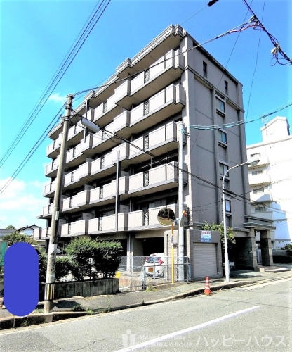 建物外観　バス停より徒歩１分！