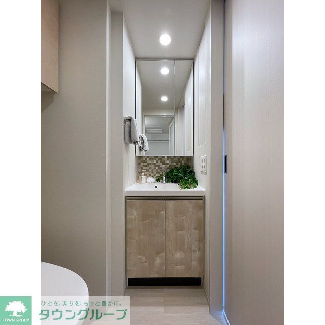 洗面設備　家具・家電の備え付けはありません