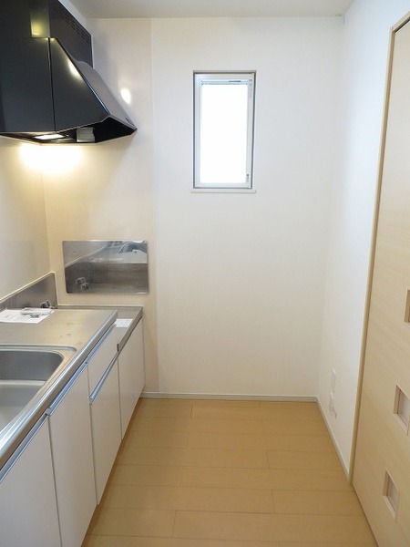 その他部屋・スペース　小窓付き