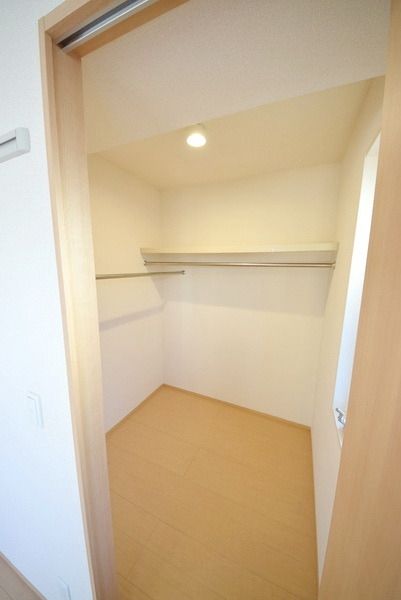 収納　★ウォークインクローゼット★
