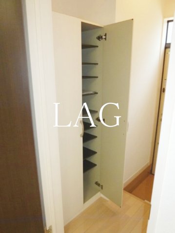 玄関　玄関です。