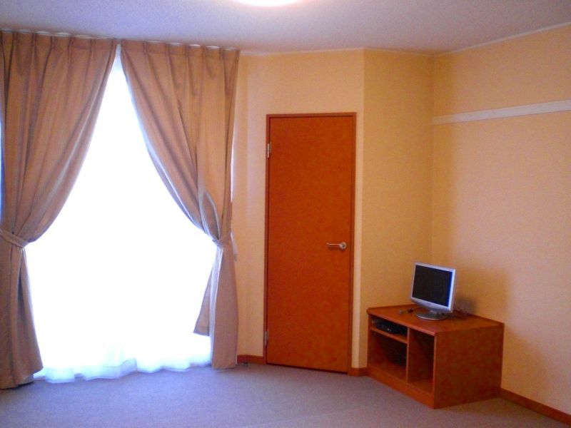 居室・リビング　２・３階は防音効果も高いカーペット仕様です。