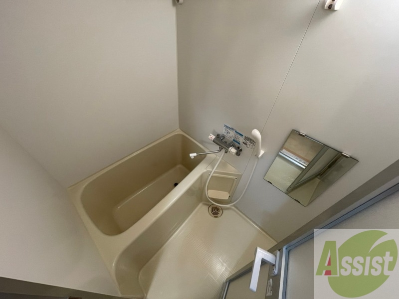 バス・シャワールーム　お風呂です。ゆっくりお風呂につかるのも体に良いですね～