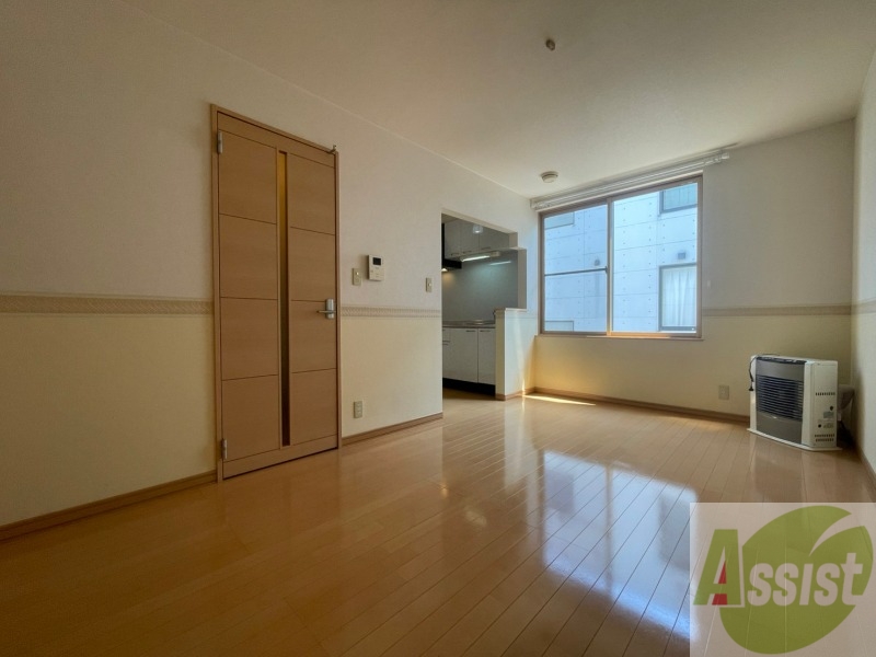 居室・リビング　広くてキレイなお部屋が広がっていて、充実した生活が送れそう。