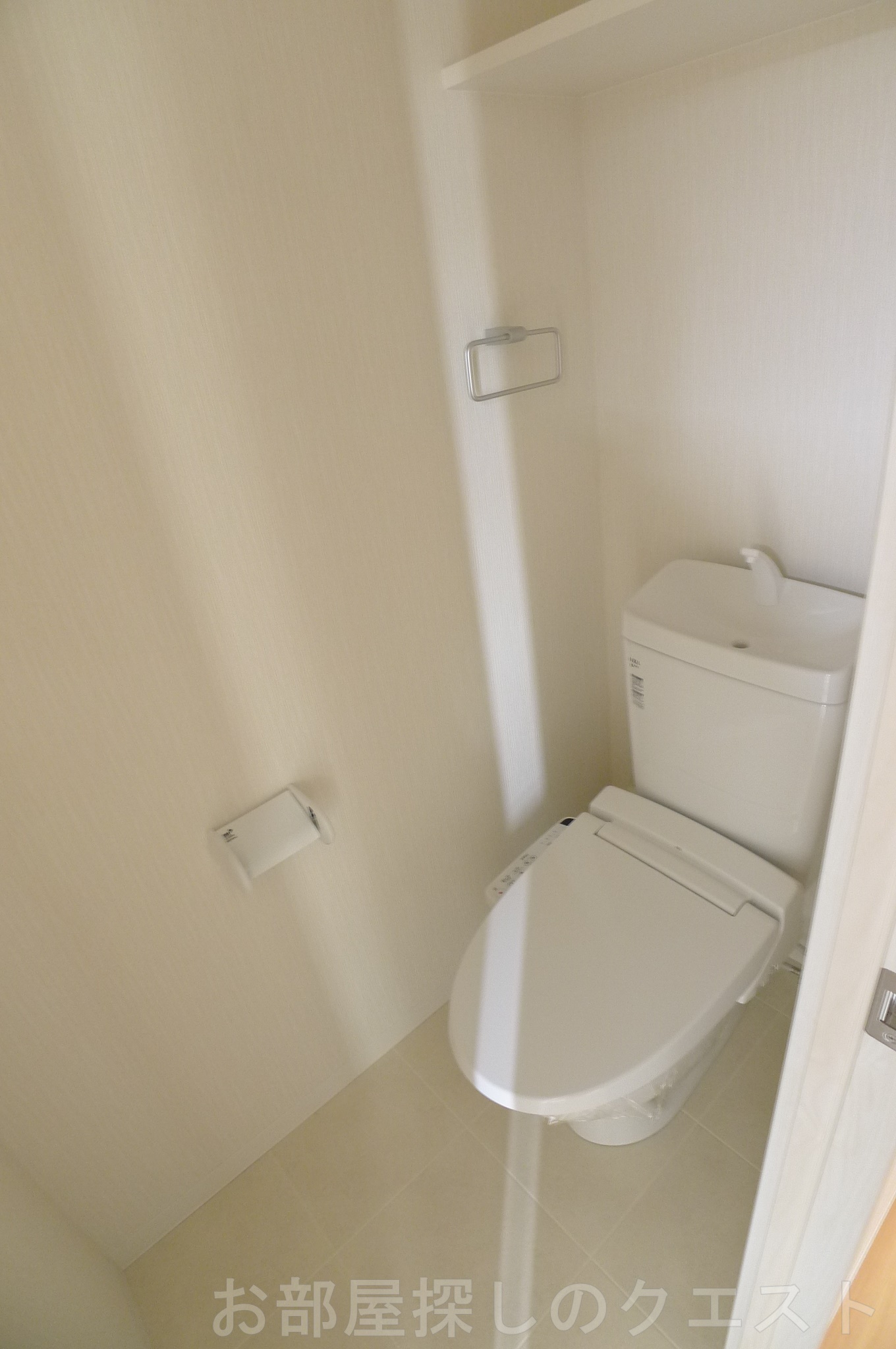 トイレ　（写真は同仕様）