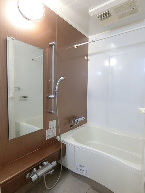 バス・シャワールーム