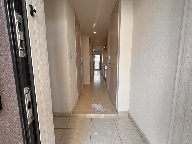 玄関　同一タイプです。