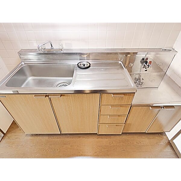 キッチン　【歯科】加藤歯科医院まで186m