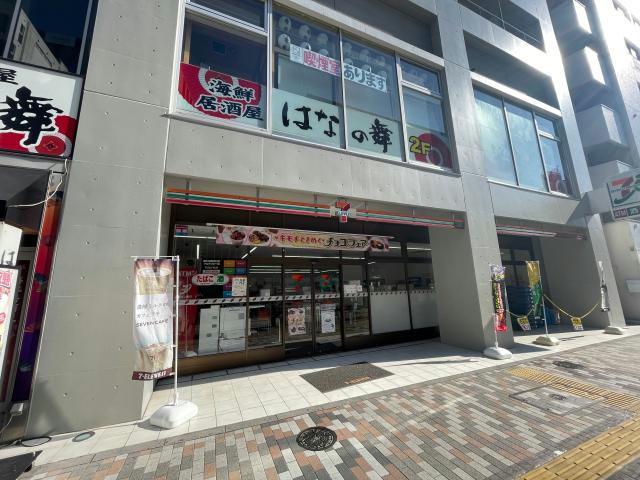コンビニ　セブンイレブン渋谷3丁目明治通り店（コンビニ）まで136m